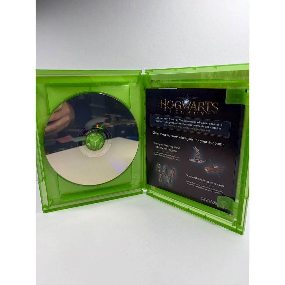Xbox One Game Bundle Hogwarts Legacy & Elder Scrolls Online Tamriel Unlimited